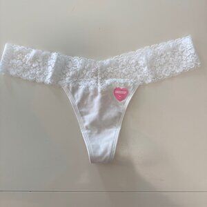 NWT Y2K 2009 Rare Victoria's Secret PINK Extra Low Rise Thong, White Lace, Large
